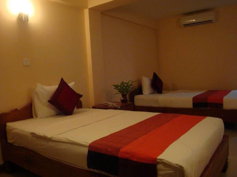 Emerald City Hotel Siem Reap Bagian luar foto